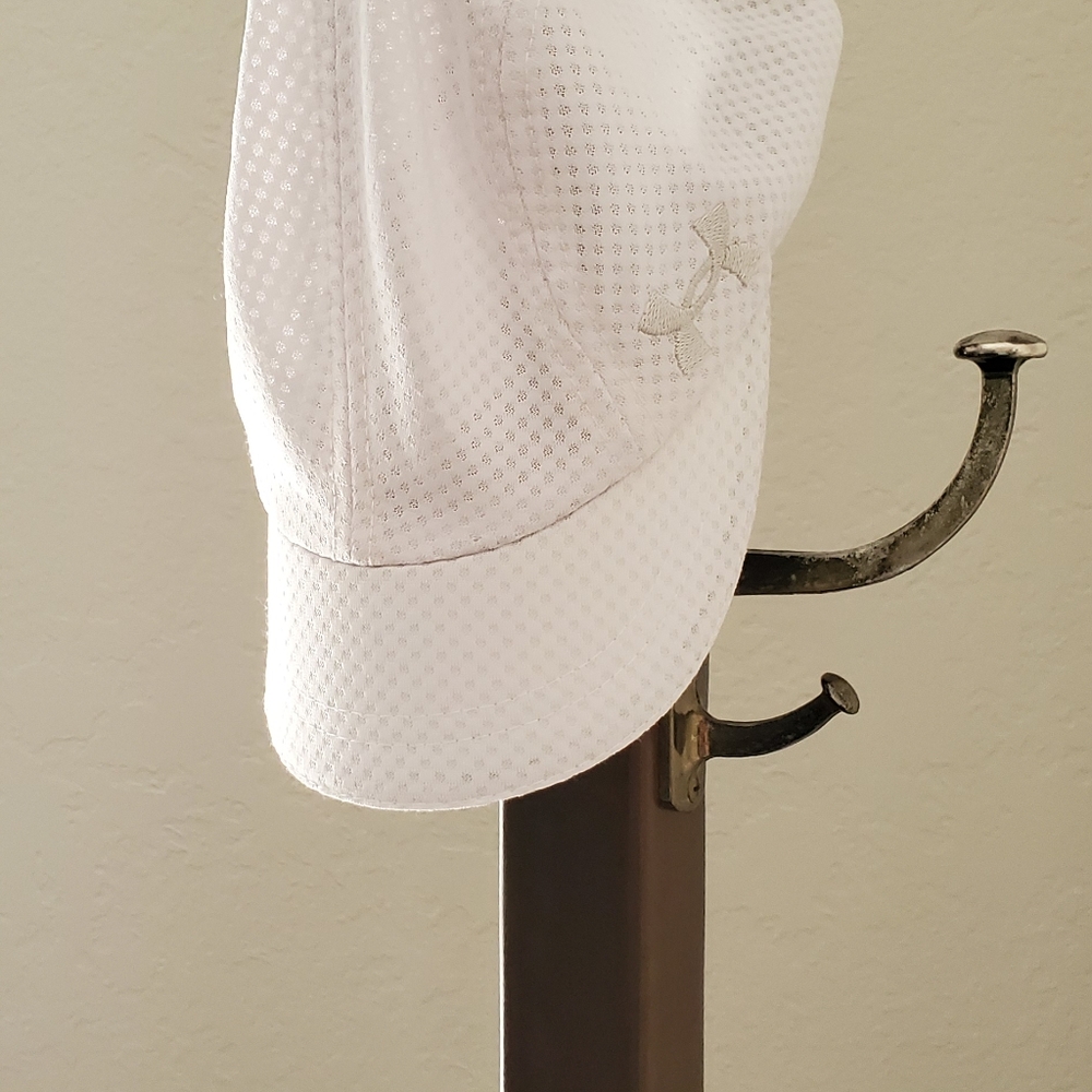 Women's running hat